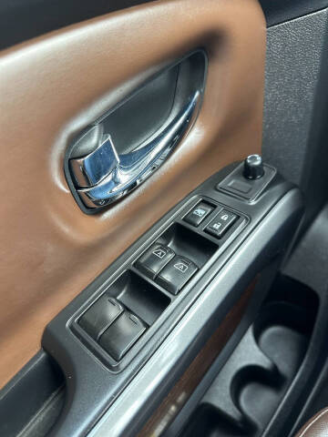 2016 Nissan Titan XD Platinum Reserve