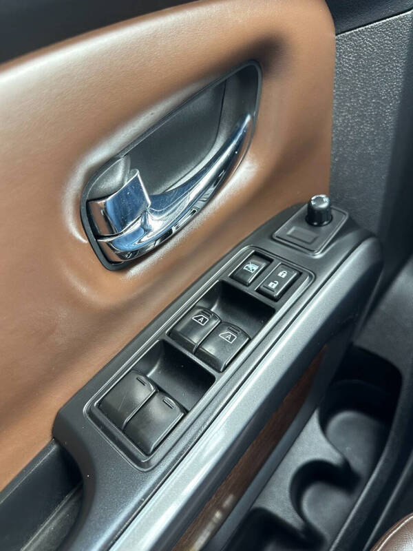 2016 Nissan Titan XD Platinum Reserve