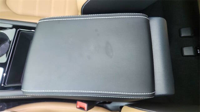 2025 Volkswagen Atlas Cross Sport SEL R-Line Black 4Motion