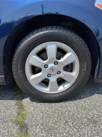 2008 Nissan Versa 1.8 S