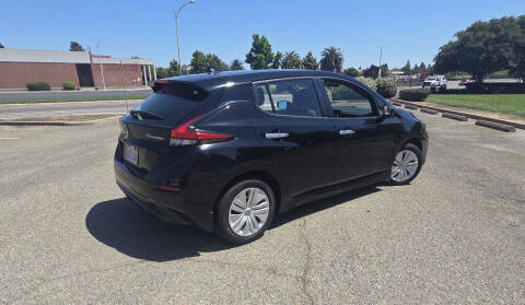 2022 Nissan LEAF S