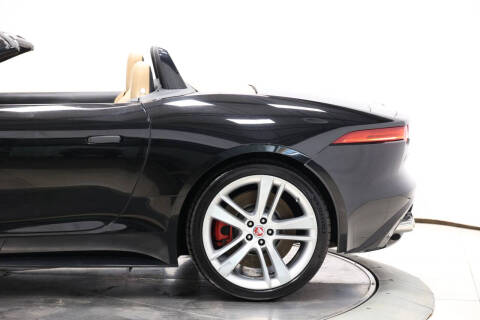 2014 Jaguar F-TYPE V8 S
