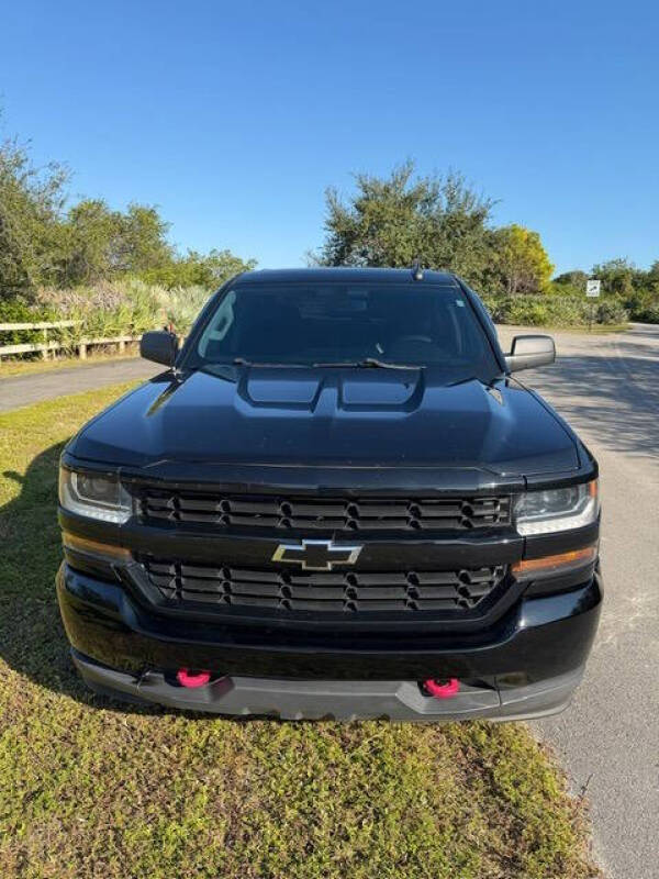 2018 Chevrolet Silverado 1500 Custom