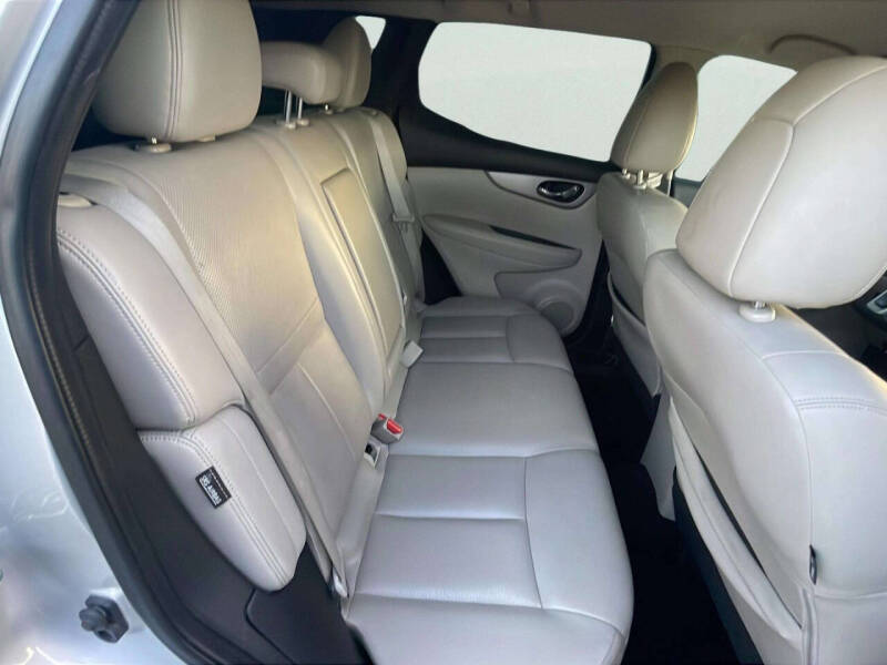 2020 Nissan Rogue Sport SL