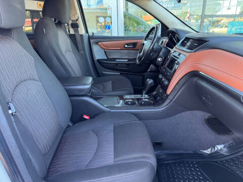 2016 Chevrolet Traverse LT