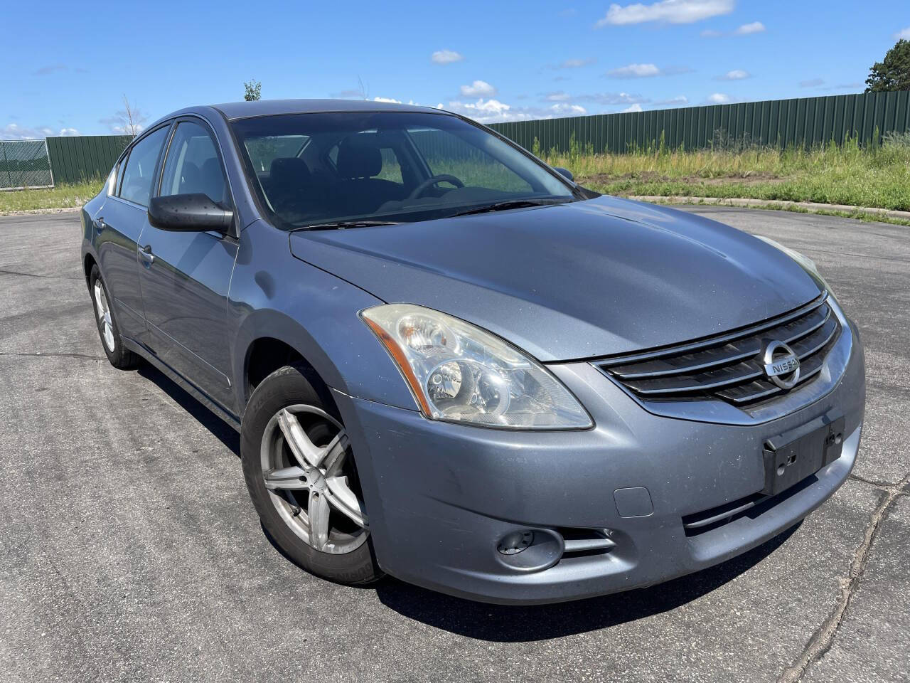 2012 Nissan Altima for sale at Twin Cities Auctions in Elk River, MN