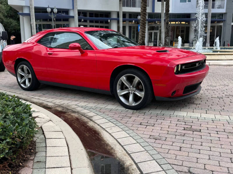 2015 Dodge Challenger SXT