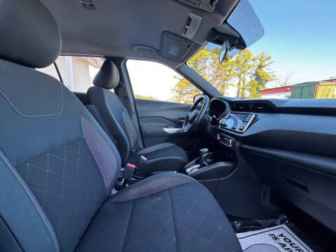 2020 Nissan Kicks SV