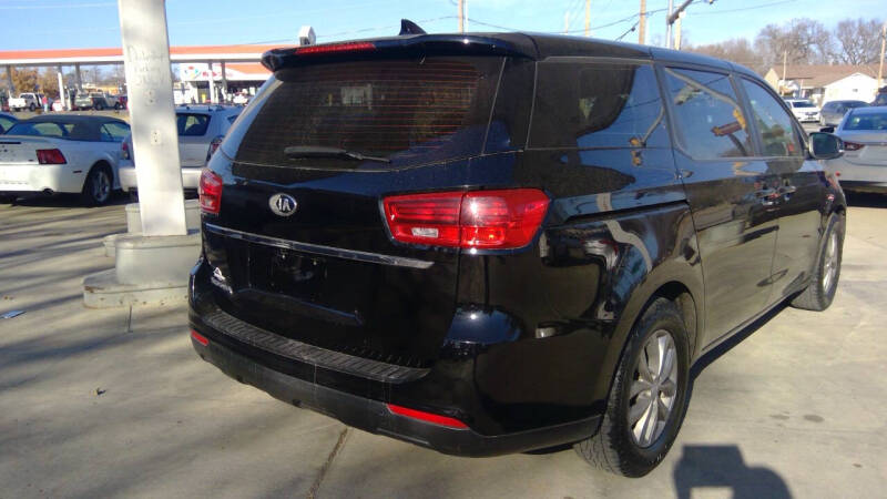 2019 Kia Sedona L
