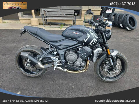 2024 Triumph Trident (Black)