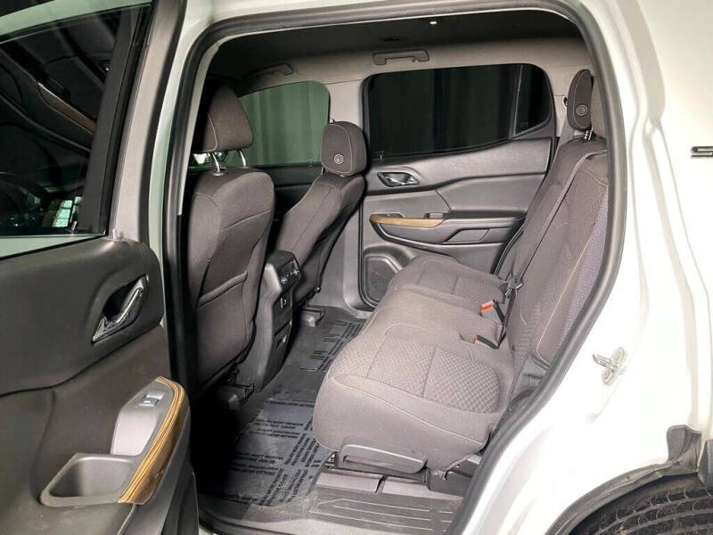 2017 GMC Acadia SLE-1