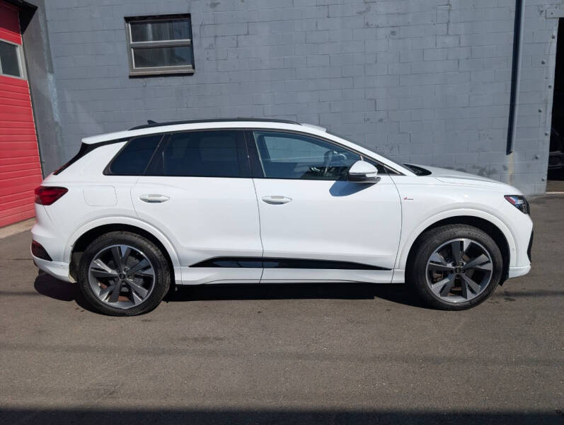 2023 Audi Q4 e-tron quattro Premium Plus 50