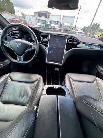 2015 Tesla Model S 85D