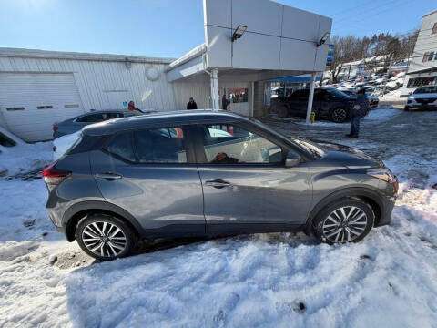 2022 Nissan Kicks SV