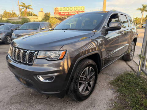 2019 Jeep Grand Cherokee Laredo E