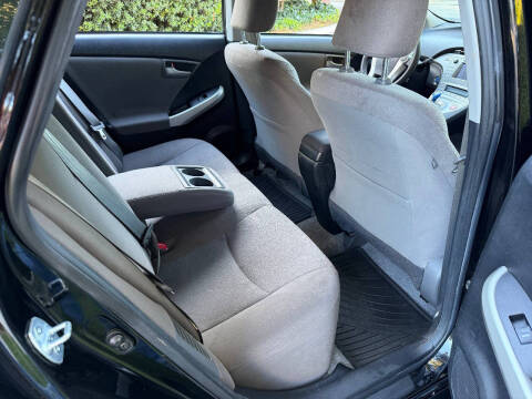 2015 Toyota Prius Two