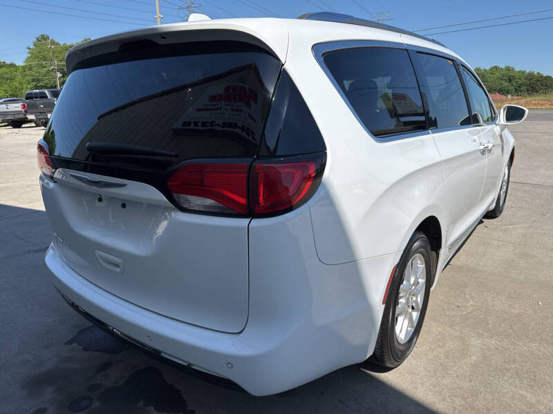 2020 Chrysler Pacifica Touring L