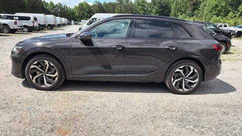 2024 Audi Q8 e-tron quattro Premium Plus