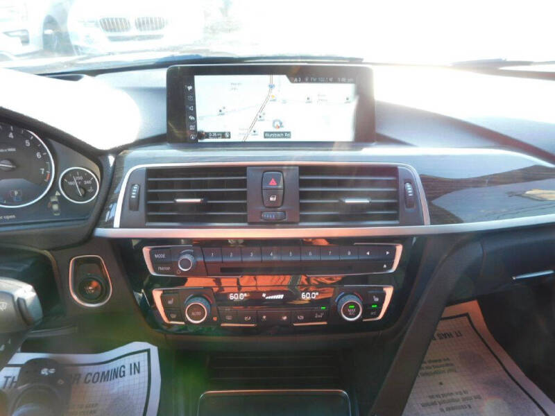 2017 BMW 3 Series 330e iPerformance