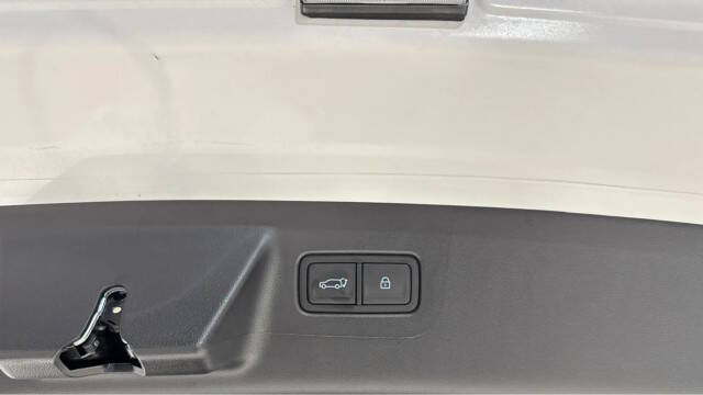 2025 Hyundai Santa Fe SE