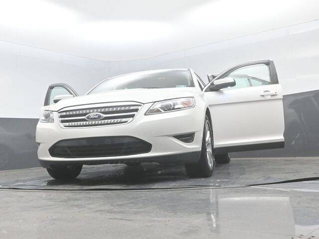 2011 Ford Taurus SEL