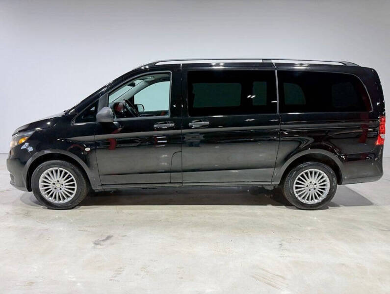 2017 Mercedes-Benz Metris Passenger