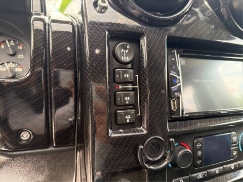 2005 HUMMER H2