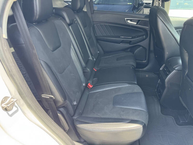 2016 Ford Edge Sport