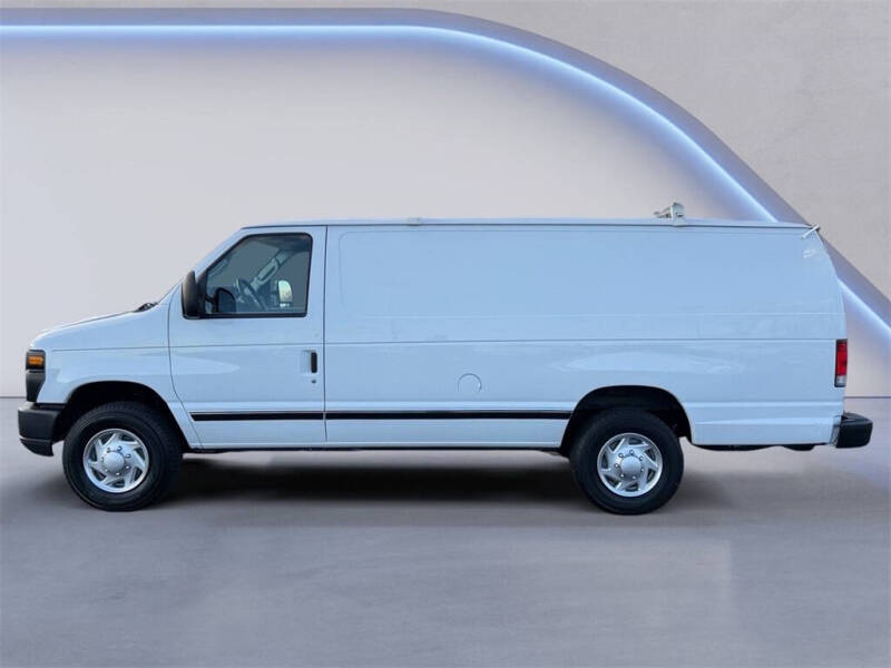 2014 Ford E-Series E-350 SD