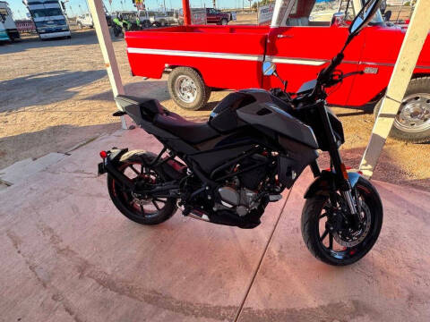 2023 CFMoto 300