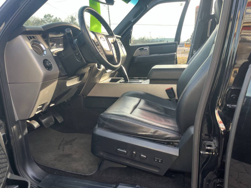 2017 Ford Expedition EL XLT