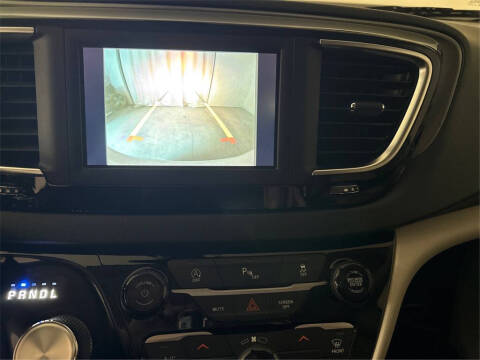 2020 Chrysler Pacifica Touring L