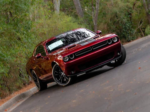 2018 Dodge Challenger SXT Plus