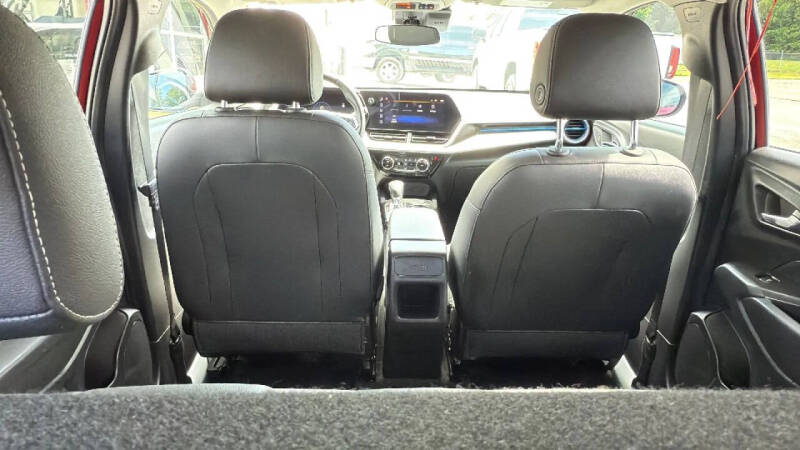 2025 Chevrolet Trax LT