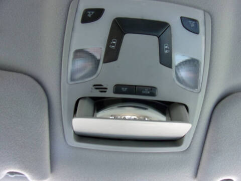 2012 Toyota Sienna LE 8-Passenger