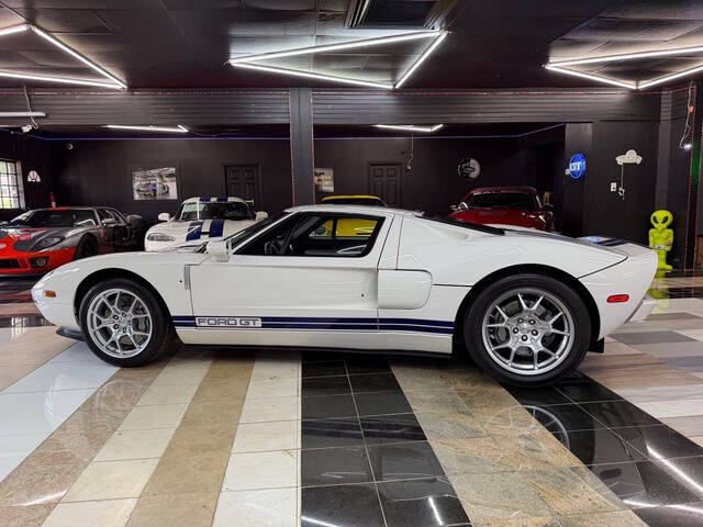 2005 Ford GT