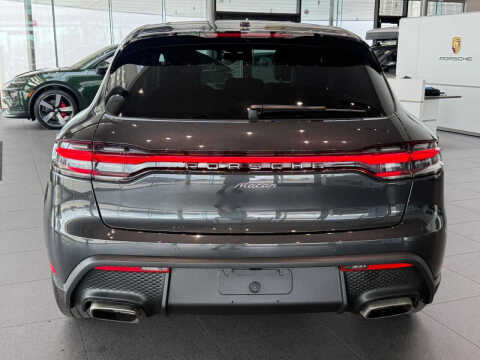 2025 Porsche Macan