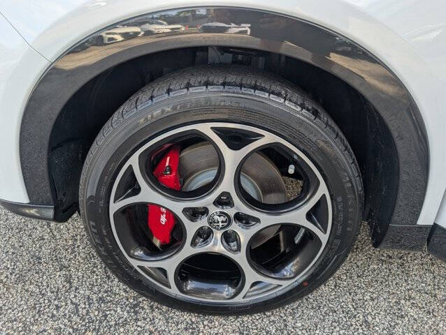 2024 Alfa Romeo Tonale Hybrid Veloce