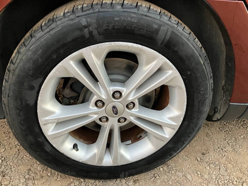 2016 Ford Taurus SEL