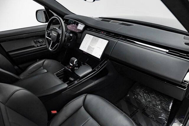 2024 Land Rover Range Rover Sport P360 SE
