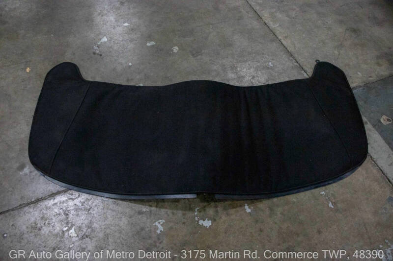 2002 Ford Thunderbird Deluxe