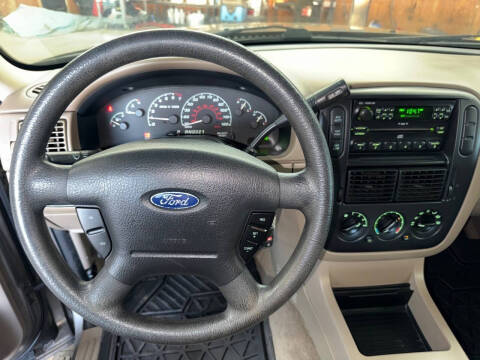 2002 Ford Explorer XLS