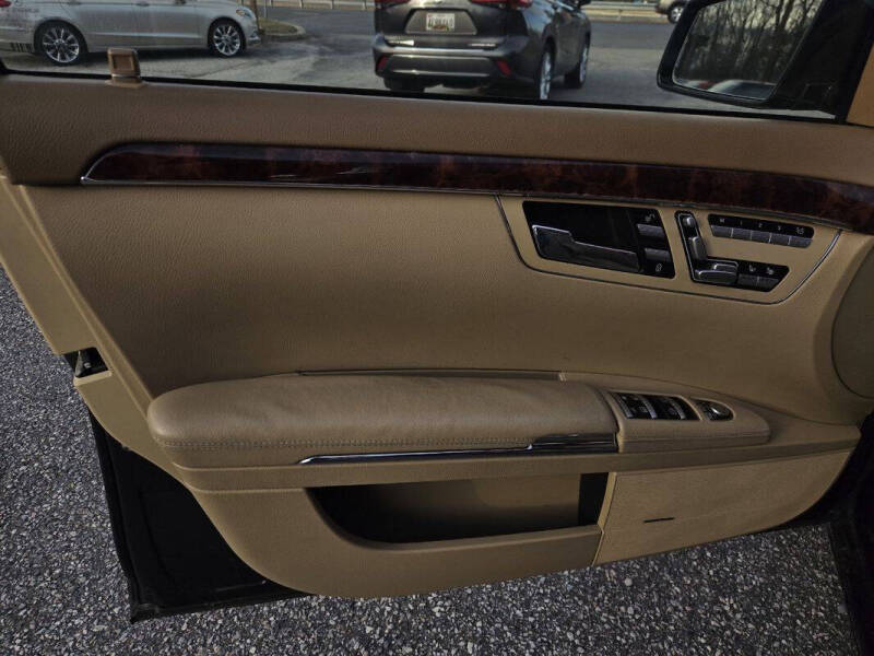 2013 Mercedes-Benz S-Class S 550 4MATIC