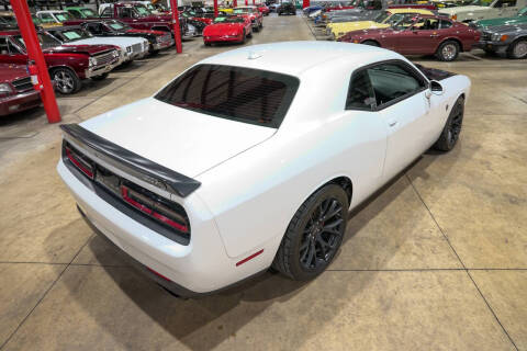 2016 Dodge Challenger SRT Hellcat