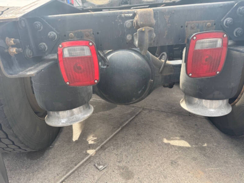 2013 Freightliner Cascadia