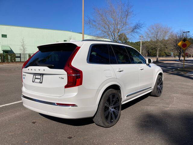 2025 Volvo XC90 T8 Core Bright Theme