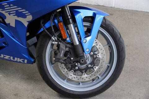 2024 Suzuki GSX-8R