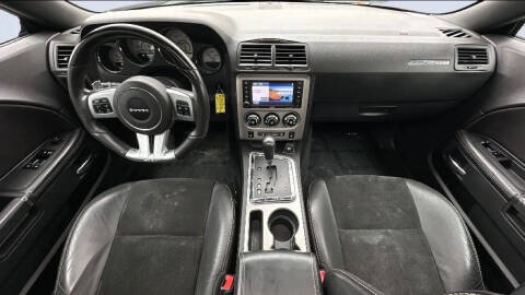 2014 Dodge Challenger SRT8