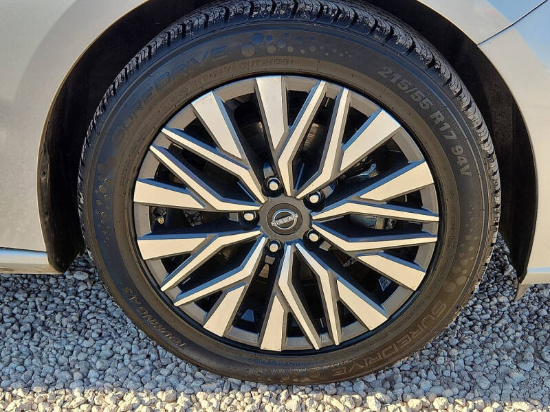 2024 Nissan Altima 2.5 SV