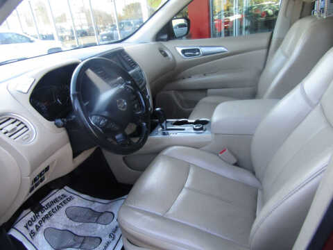 2020 Nissan Pathfinder SL